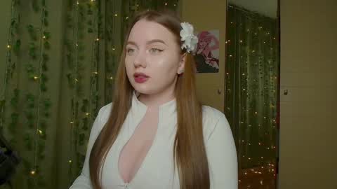 Snapshot of charlottewip chatting on March 2, 2025, 5:25 pm Kira online show from March 2, 2025, 5:25 pm