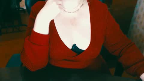 Snapshot of charlottextasty chatting on December 16, 2024, 2:16 pm CharlotteXTasty online show from December 16, 2024, 2:16 pm