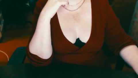 Snapshot of charlottextasty chatting on December 26, 2024, 4:14 pm CharlotteXTasty online show from December 26, 2024, 4:14 pm