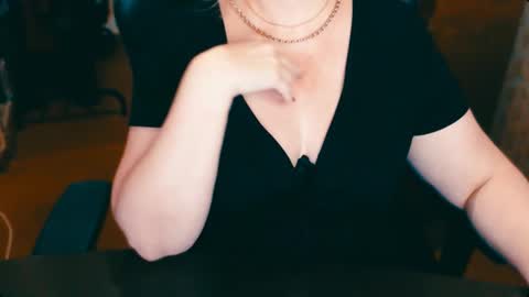 Snapshot of charlottextasty chatting on December 27, 2024, 6:53 pm CharlotteXTasty online show from December 27, 2024, 6:53 pm