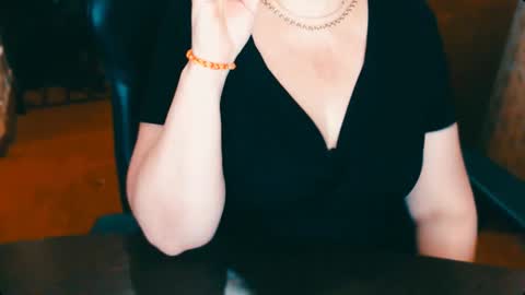 Snapshot of charlottextasty chatting on January 20, 2025, 4:34 pm CharlotteXTasty online show from January 20, 2025, 4:34 pm