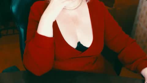 Snapshot of charlottextasty chatting on February 14, 2025, 6:29 pm CharlotteXTasty online show from February 14, 2025, 6:29 pm