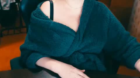 Snapshot of charlottextasty chatting on February 25, 2025, 7:58 pm CharlotteXTasty online show from February 25, 2025, 7:58 pm