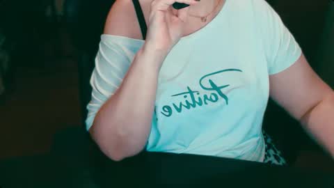 Snapshot of charlottextasty chatting on October 27, 2025, 5:28 pm CharlotteXTasty online show from October 27, 2025, 5:28 pm