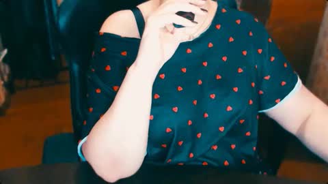 Snapshot of charlottextasty chatting on October 31, 2025, 11:11 am CharlotteXTasty online show from October 31, 2025, 11:11 am