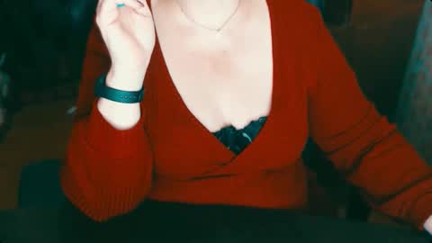 Snapshot of charlottextasty chatting on December 17, 2025, 11:38 am CharlotteXTasty online show from December 17, 2025, 11:38 am