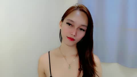 charm_fuckdoll8 online show from November 12, 2025, 5:52 am