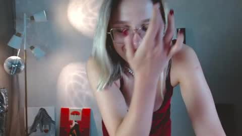 Michelle  online show from June 11, 2026, 2:11 am