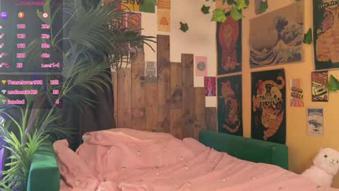 Snapshot of charming_lilly chatting on February 5, 2025, 9:46 am Lissa online show from February 5, 2025, 9:46 am