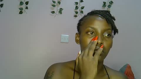 Snapshot of charmingdime chatting on April 2, 2026, 7:55 pm charmingdime online show from April 2, 2026, 7:55 pm