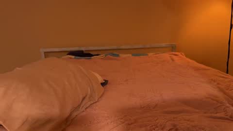 katie online show from December 14, 2025, 11:48 am