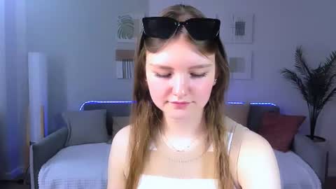 Im Eva online show from June 24, 2026, 11:20 am