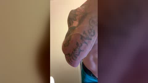 Snapshot of chase2attract chatting on April 18, 2026, 8:09 pm Chase2Attract online show from April 18, 2026, 8:09 pm