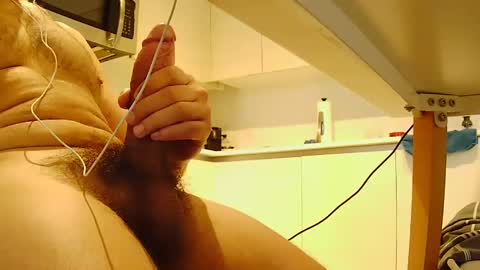 chat40 online show from January 21, 2025, 8:43 pm