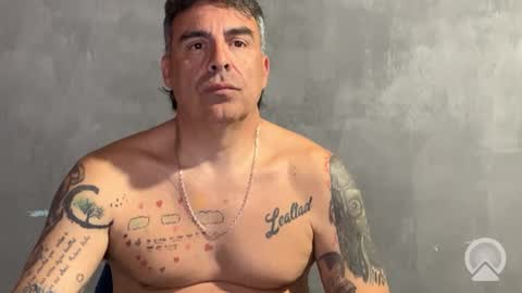 Snapshot of chato012 chatting on October 8, 2025, 6:05 pm chato012 online show from October 8, 2025, 6:05 pm