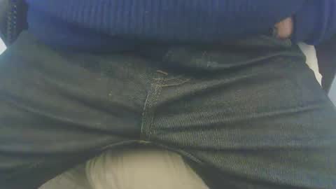 Snapshot of chattertonn chatting on January 14, 2026, 2:33 pm chattertonn online show from January 14, 2026, 2:33 pm