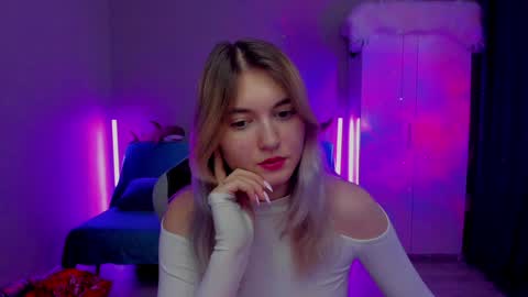 Snapshot of chatur_lady_ chatting on January 15, 2025, 6:33 am Betty online show from January 15, 2025, 6:33 am