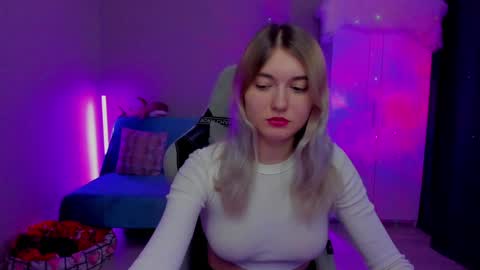 Snapshot of chatur_lady_ chatting on January 19, 2025, 5:05 am Betty online show from January 19, 2025, 5:05 am