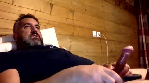 Snapshot of chaud7842 chatting on October 21, 2025, 8:31 pm chaud7842 online show from October 21, 2025, 8:31 pm