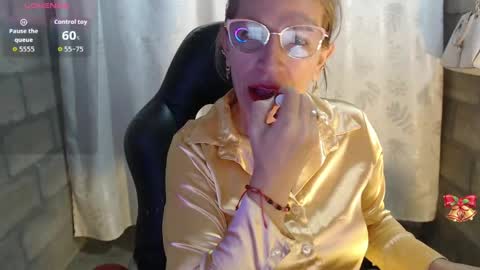 CHAYLA VICTORIA RUIZ  online show from March 19, 2026, 1:04 pm