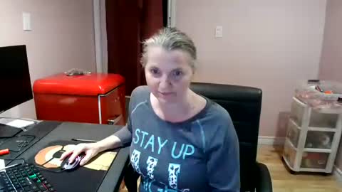 chealsiek online show from November 6, 2025, 1:28 am