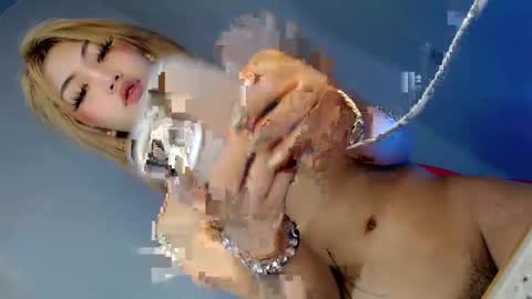 RIVA online show from October 15, 2025, 2:17 pm