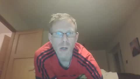 Snapshot of cheeky19841 chatting on December 20, 2024, 8:01 pm cheeky19841 online show from December 20, 2024, 8:01 pm