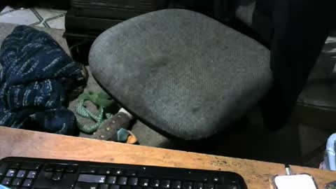 Snapshot of chefy999 chatting on October 30, 2025, 12:17 pm chefy online show from October 30, 2025, 12:17 pm