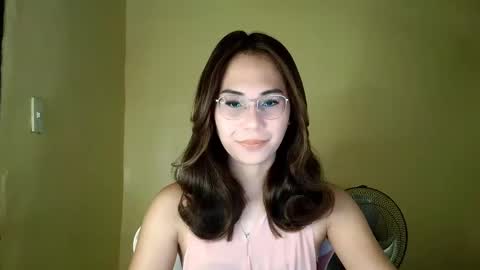 chelly4u69 online show from May 21, 2026, 12:50 am