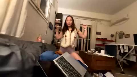 chellybear101 online show from February 1, 2026, 5:33 pm