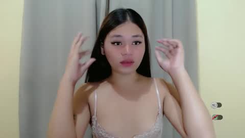 Snapshot of chelse_coco chatting on February 22, 2025, 11:24 pm CHELSEA online show from February 22, 2025, 11:24 pm