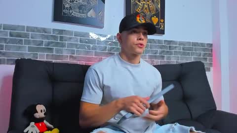 Snapshot of chepe_fit chatting on January 28, 2025, 11:39 pm chepe vause online show from January 28, 2025, 11:39 pm