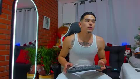 Snapshot of chepe_fit chatting on November 28, 2025, 2:36 am chepe vause online show from November 28, 2025, 2:36 am