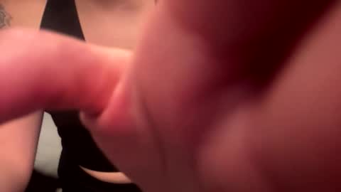 cherrieamaretto online show from February 1, 2026, 11:58 pm