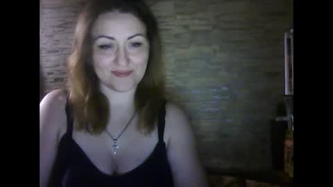 cherry04383 online show from March 31, 2026, 2:46 am