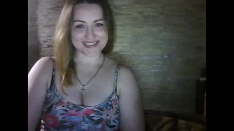 cherry04383 online show from April 8, 2026, 2:33 am