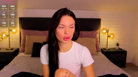 Snapshot of cherry__kiss chatting on April 16, 2026, 7:31 am Cherry Kiss online show from April 16, 2026, 7:31 am