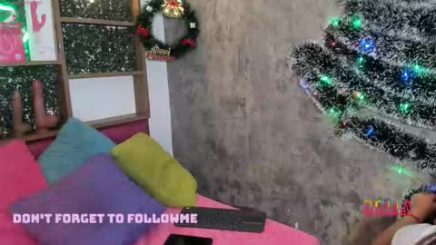 Snapshot of cherry_copper chatting on December 15, 2025, 12:53 pm cherryl online show from December 15, 2025, 12:53 pm