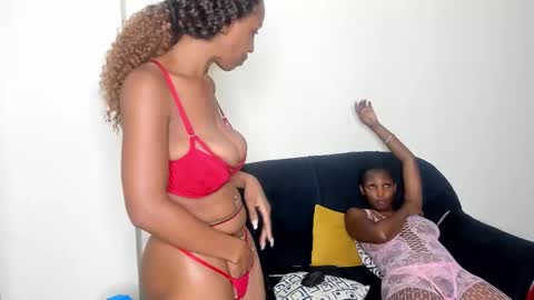 Snapshot of cherry_falls chatting on March 16, 2026, 7:29 pm cherry_falls online show from March 16, 2026, 7:29 pm