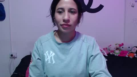 Snapshot of cherry_hc chatting on January 22, 2025, 2:15 am Nezumy Rey online show from January 22, 2025, 2:15 am