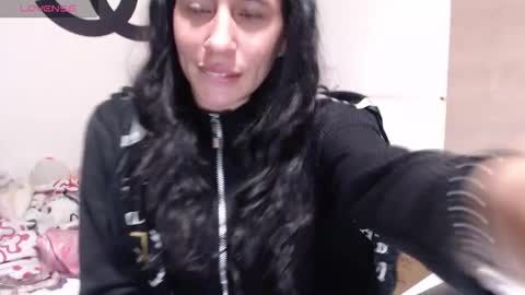 Snapshot of cherry_hc chatting on October 15, 2025, 1:33 pm Nezumy Rey online show from October 15, 2025, 1:33 pm