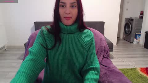 Snapshot of cherry_pie95 chatting on December 5, 2024, 7:16 am Sherry online show from December 5, 2024, 7:16 am