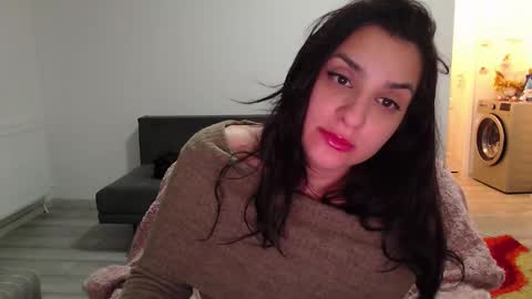 Snapshot of cherry_pie95 chatting on March 6, 2025, 3:13 am Sherry online show from March 6, 2025, 3:13 am