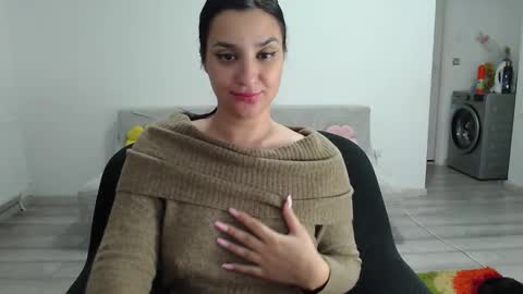 Snapshot of cherry_pie95 chatting on October 17, 2025, 2:26 am Sherry online show from October 17, 2025, 2:26 am