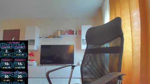 mayra online show from November 13, 2025, 10:03 am