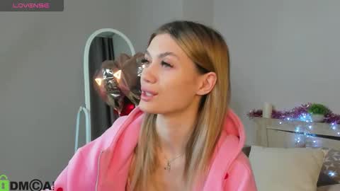 cherry_pr1ce online show from February 22, 2026, 11:58 pm