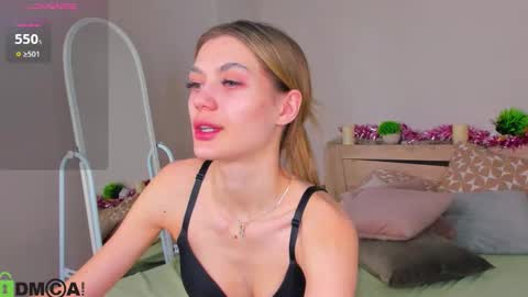 Snapshot of cherry_pr1ce chatting on March 8, 2026, 11:52 pm cherry_pr1ce online show from March 8, 2026, 11:52 pm