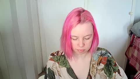 cherrybaby_0 online show from April 4, 2026, 7:39 am