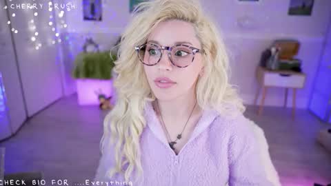 Snapshot of cherrycrush chatting on February 25, 2026, 7:12 pm Cherry Crush online show from February 25, 2026, 7:12 pm