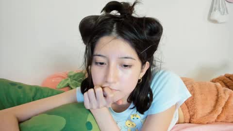 cherrycute666 online show from December 26, 2024, 4:32 am